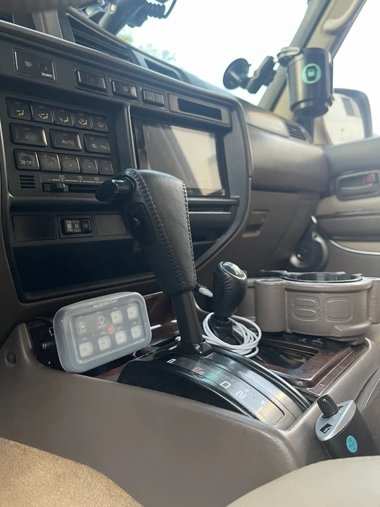 1997 Lexus LX 1st Gen - Image 4 of 22