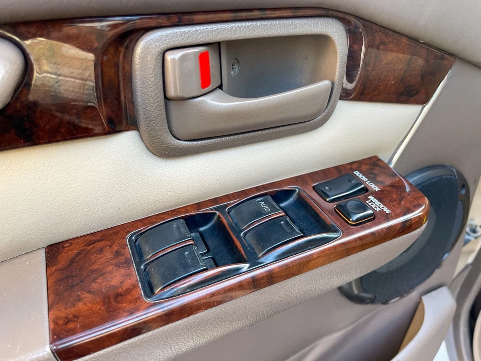 1997 Lexus LX 1st Gen - Image 6 of 22