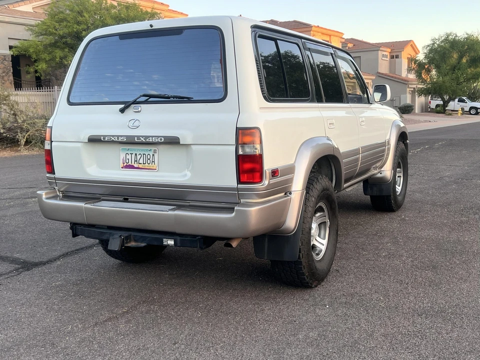 1997 Lexus LX 1st Gen - Image 12 of 31