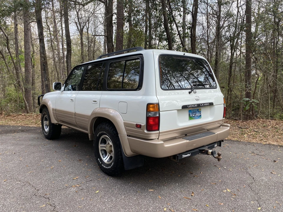 1997 Lexus LX 1st Gen - Image 6 of 31