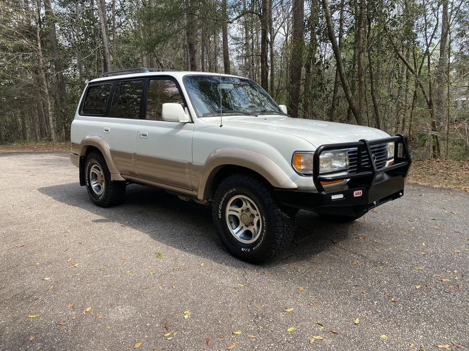 1997 Lexus LX 1st Gen - Image 13 of 31