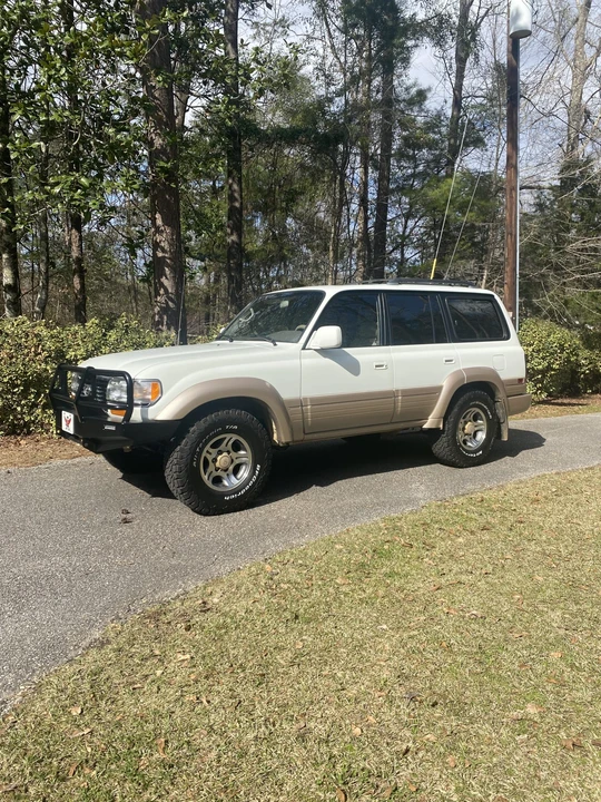 1997 Lexus LX 1st Gen - Image 16 of 31