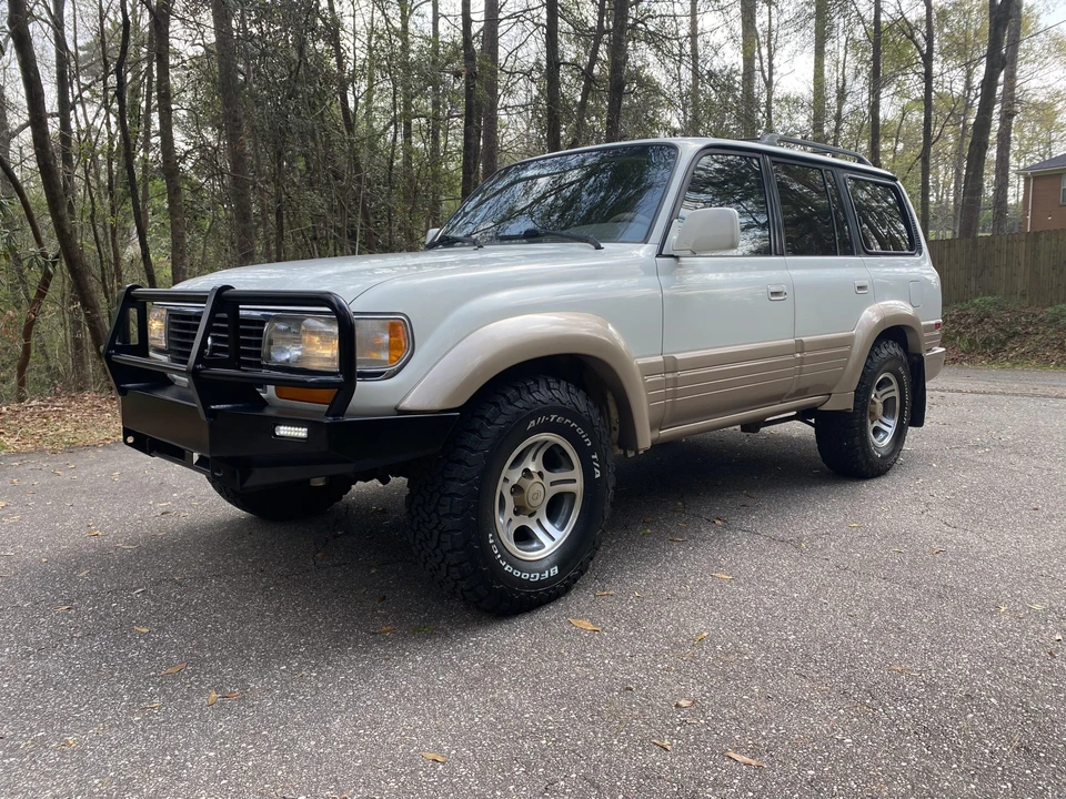 1997 Lexus LX 1st Gen - Image 3 of 31
