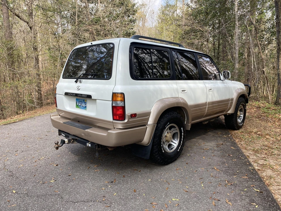 1997 Lexus LX 1st Gen - Image 8 of 31