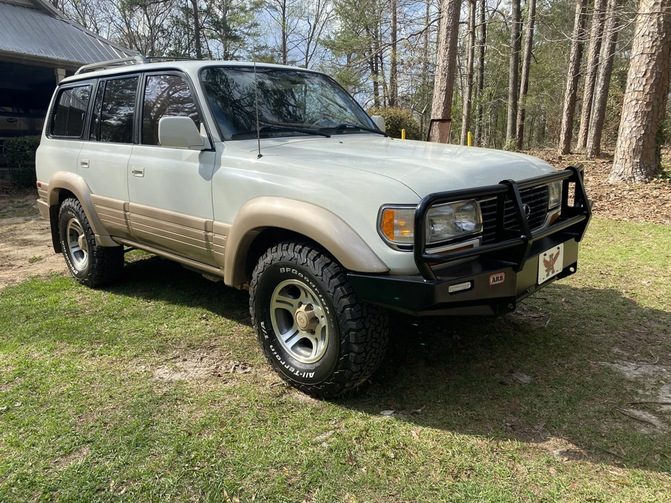 1997 Lexus LX 1st Gen - Image 22 of 31