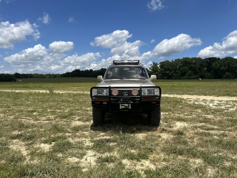 1997 Lexus LX 1st Gen - Image 10 of 31
