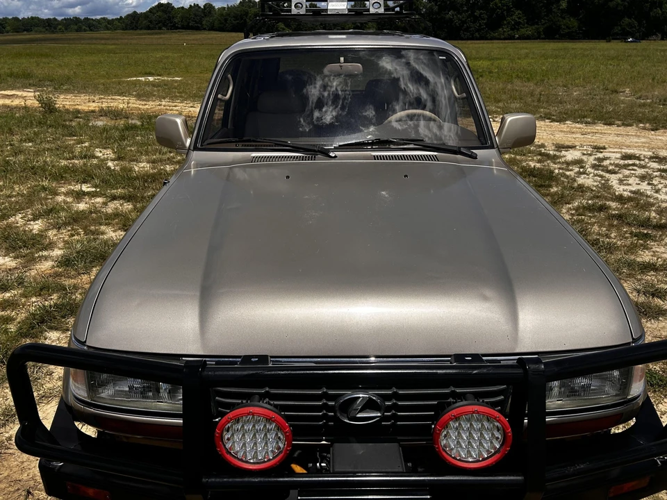 1997 Lexus LX 1st Gen - Image 18 of 31