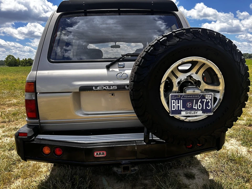 1997 Lexus LX 1st Gen - Image 16 of 31