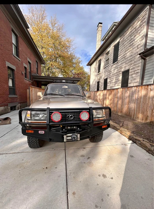 1997 Lexus LX 1st Gen - Image 11 of 31