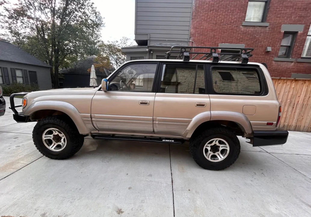 1997 Lexus LX 1st Gen - Image 14 of 31
