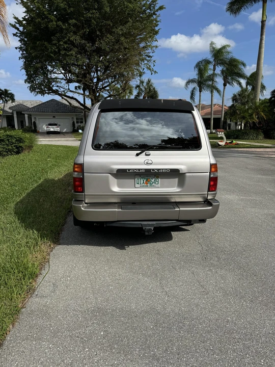 1997 Lexus LX 1st Gen - Image 14 of 31