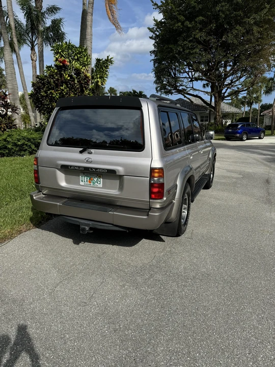 1997 Lexus LX 1st Gen - Image 13 of 31