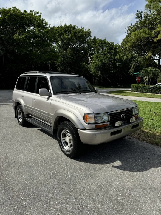 1997 Lexus LX 1st Gen - Image 2 of 31