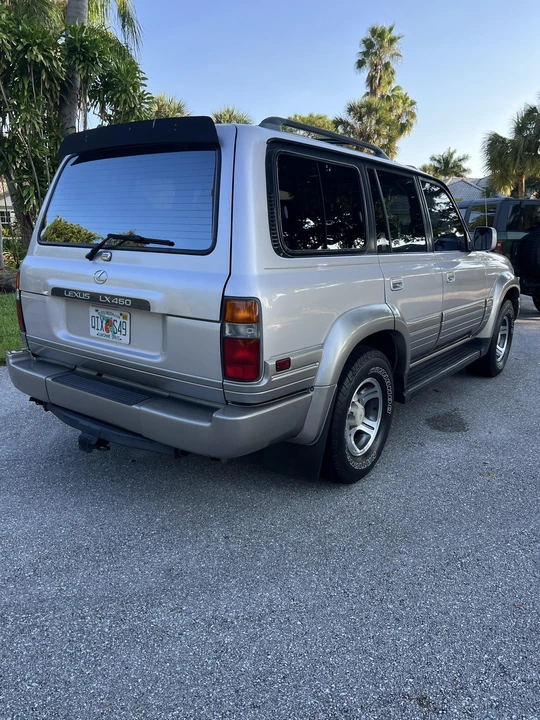 1997 Lexus LX 1st Gen - Image 30 of 31