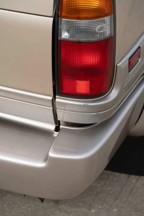1997 Lexus LX 1st Gen - Image 20 of 31