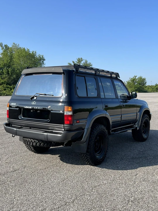 1997 Lexus LX 1st Gen - Image 24 of 31