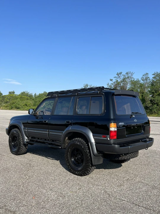 1997 Lexus LX 1st Gen - Image 15 of 31