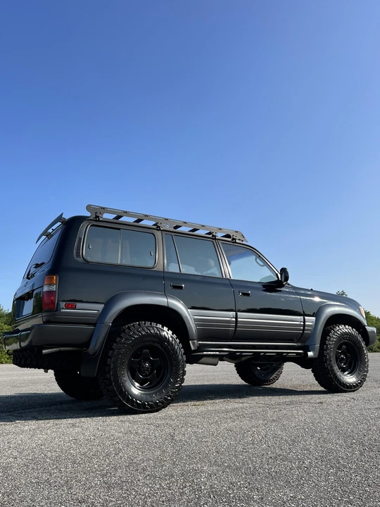 1997 Lexus LX 1st Gen - Image 26 of 31