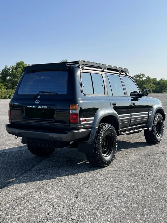 1997 Lexus LX 1st Gen - Image 23 of 31