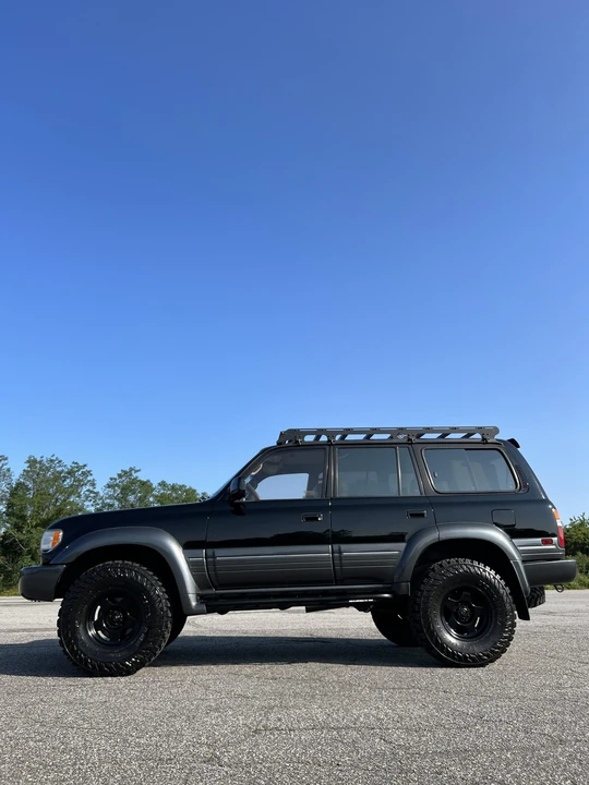 1997 Lexus LX 1st Gen - Image 11 of 31