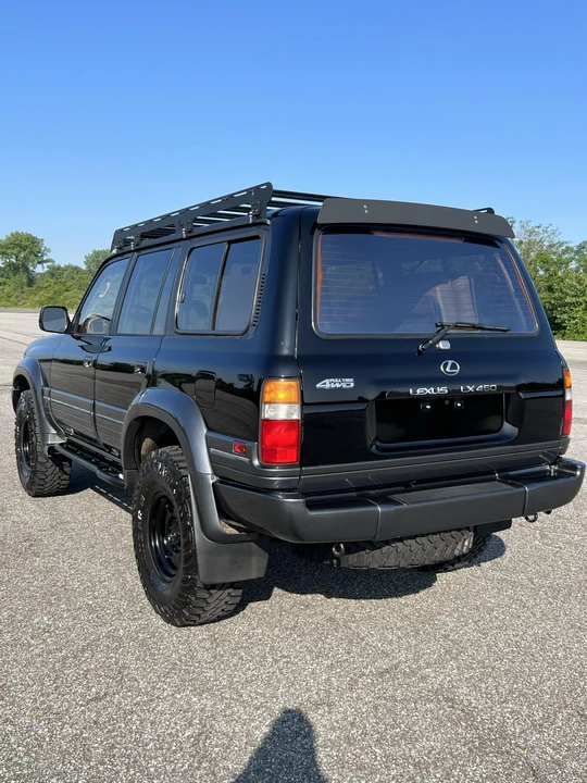 1997 Lexus LX 1st Gen - Image 18 of 31