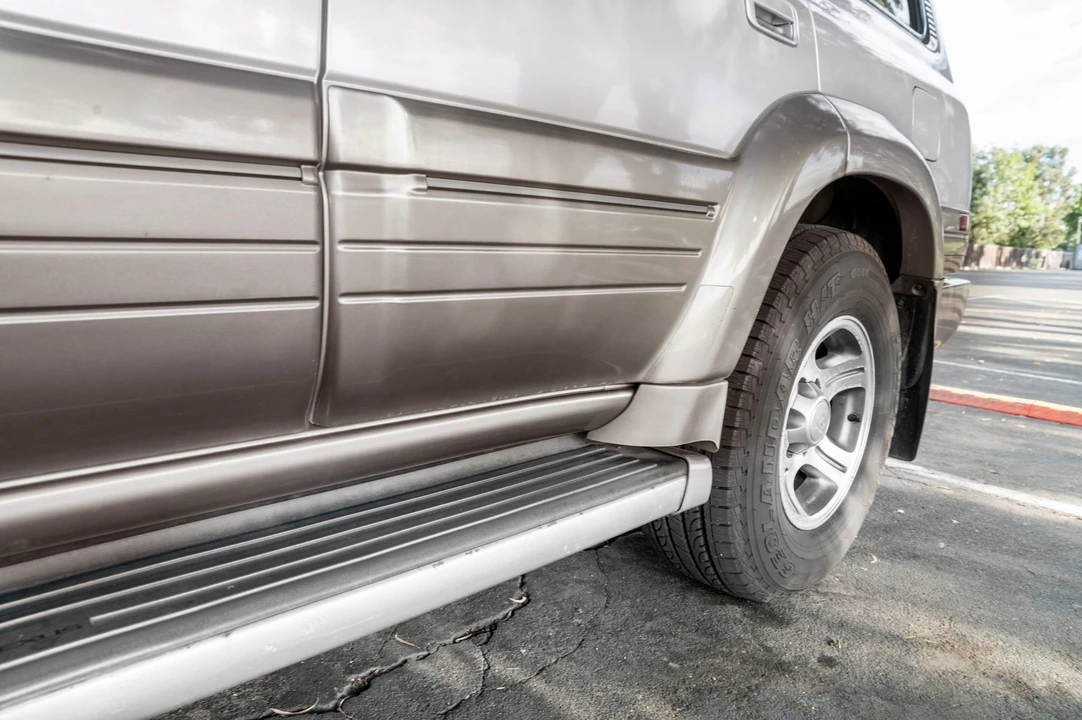 1997 Lexus LX 1st Gen - Image 14 of 31