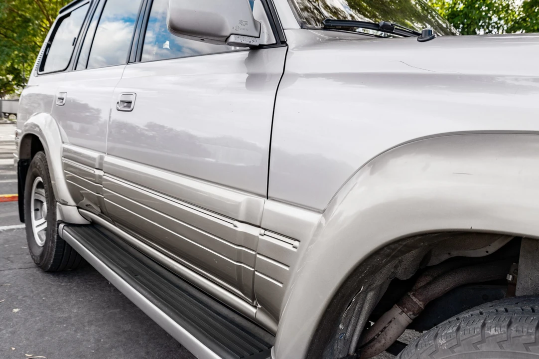 1997 Lexus LX 1st Gen - Image 11 of 31