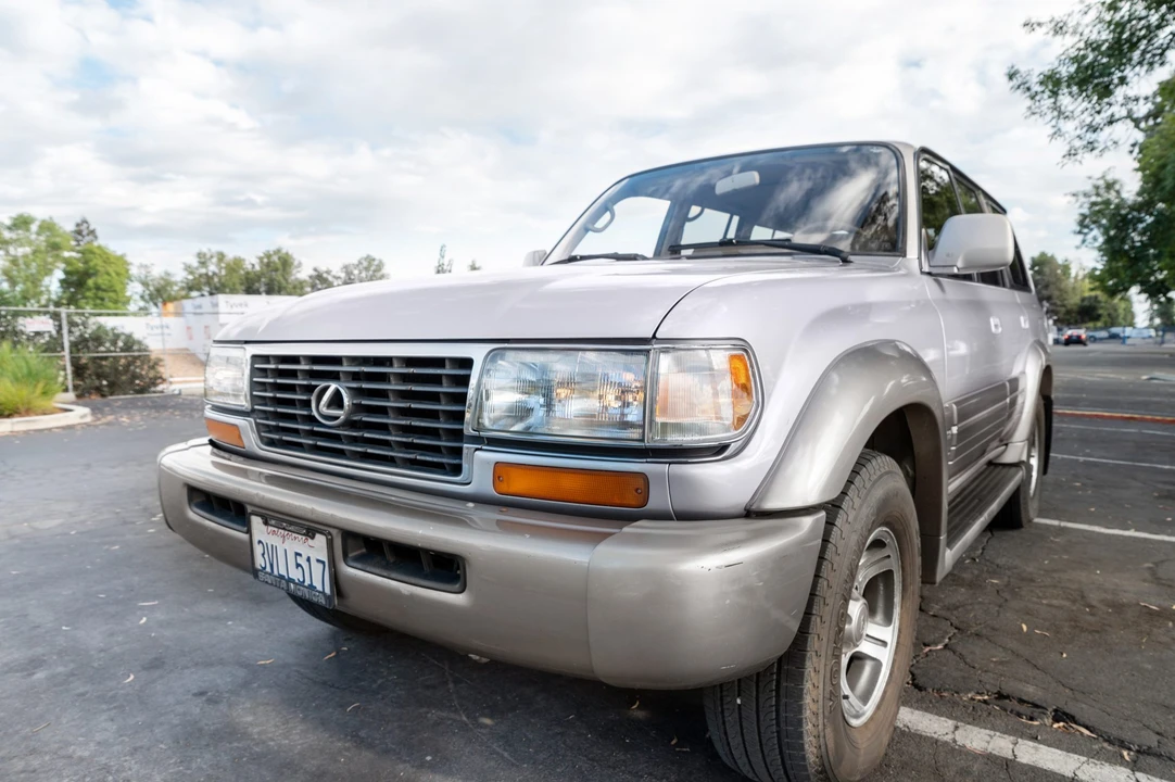 1997 Lexus LX 1st Gen - Image 18 of 31