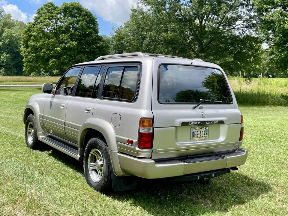 1997 Lexus LX 1st Gen - Image 6 of 31