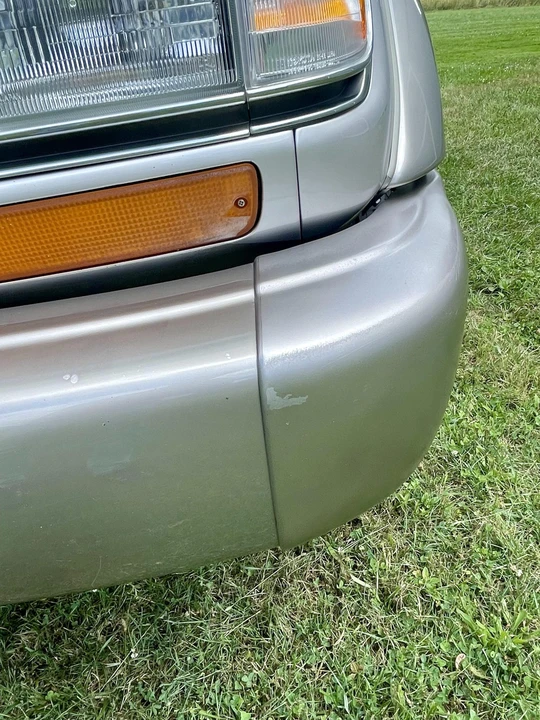 1997 Lexus LX 1st Gen - Image 25 of 31