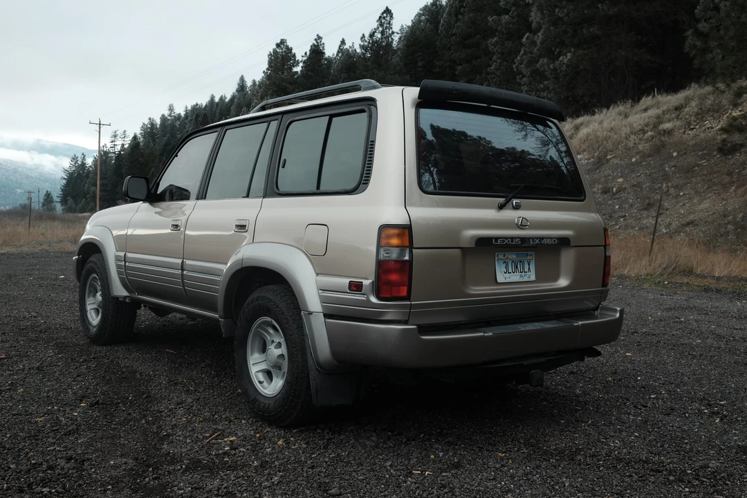 1997 Lexus LX 1st Gen - Image 14 of 31