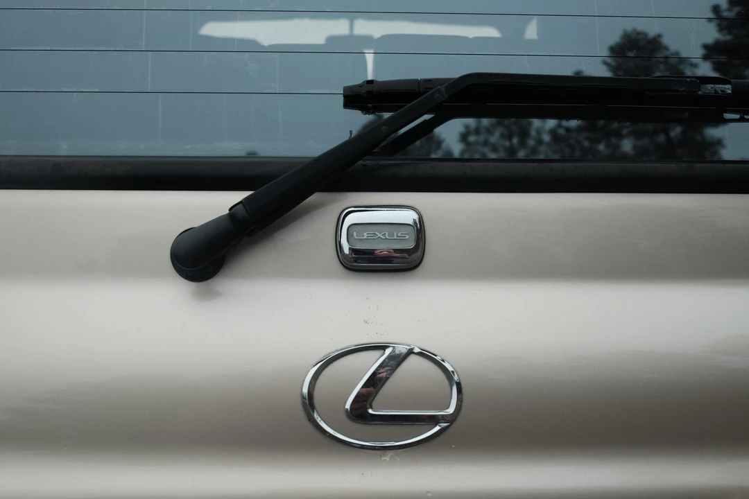 1997 Lexus LX 1st Gen - Image 31 of 31