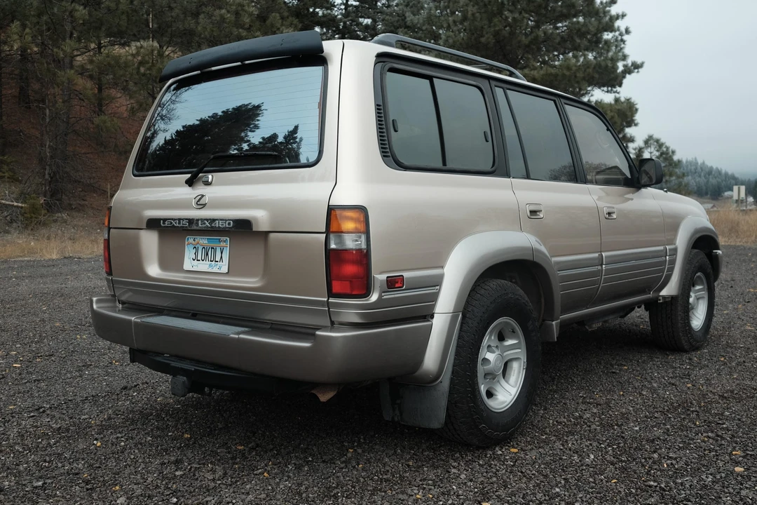 1997 Lexus LX 1st Gen - Image 12 of 31