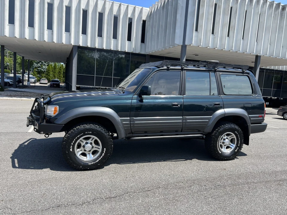 1997 Lexus LX 1st Gen - Image 12 of 31