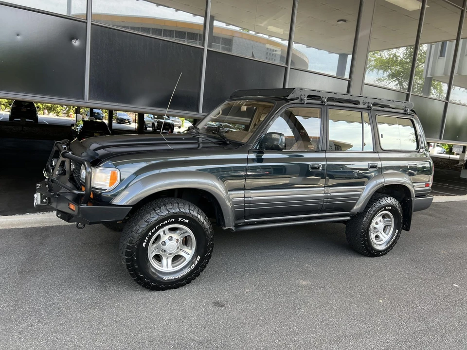 1997 Lexus LX 1st Gen - Image 13 of 31