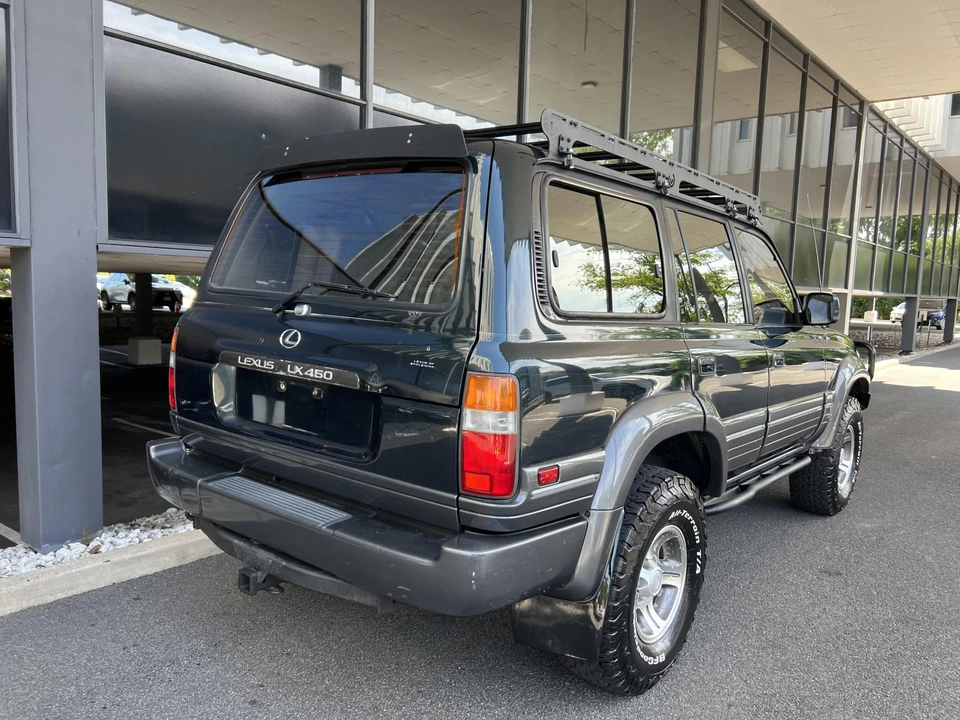 1997 Lexus LX 1st Gen - Image 29 of 31