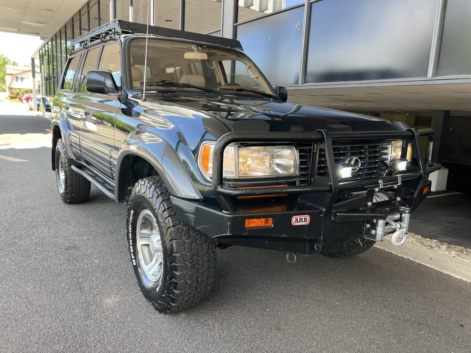 1997 Lexus LX 1st Gen - Image 21 of 31