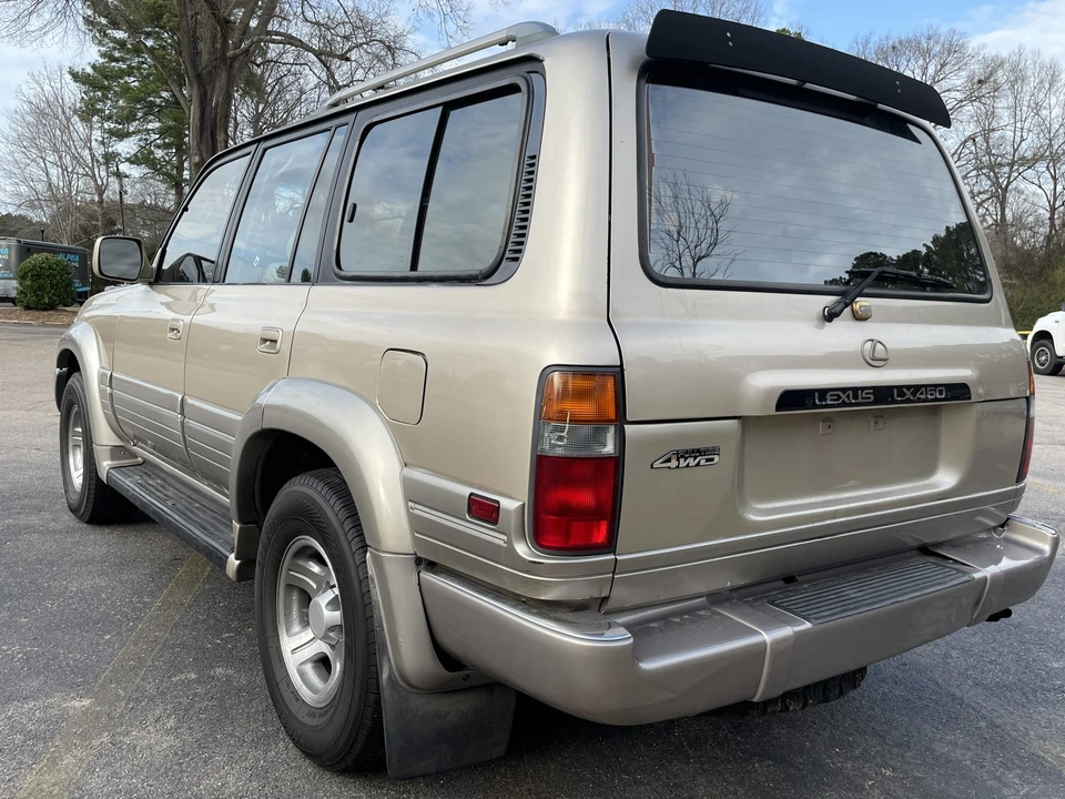1997 Lexus LX 1st Gen - Image 7 of 31