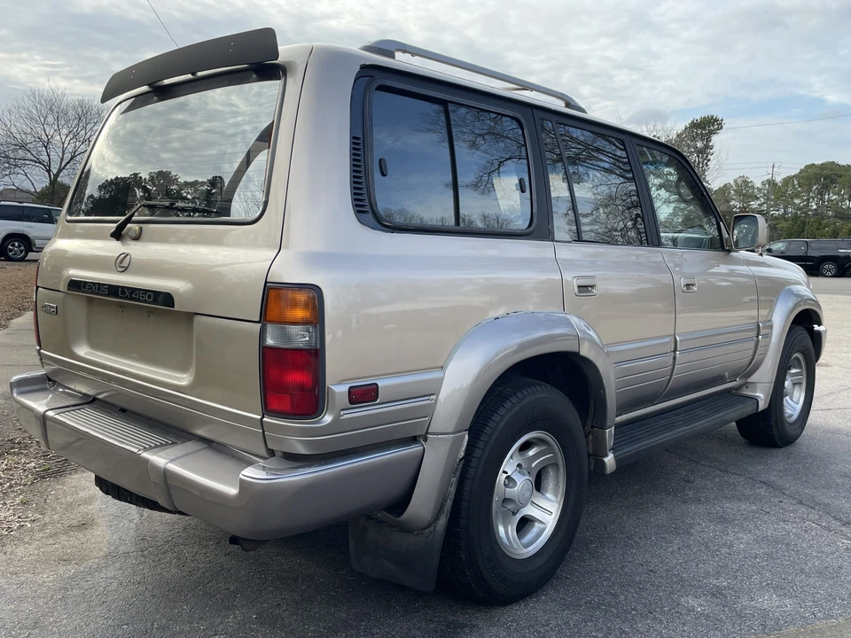 1997 Lexus LX 1st Gen - Image 5 of 31