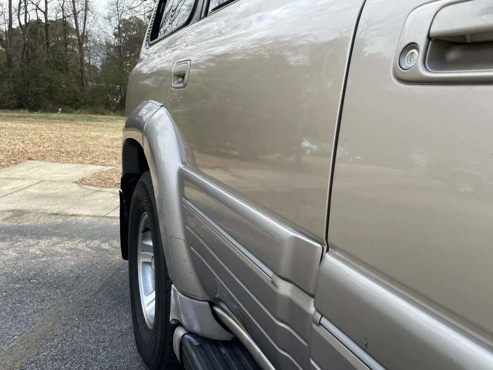 1997 Lexus LX 1st Gen - Image 23 of 31
