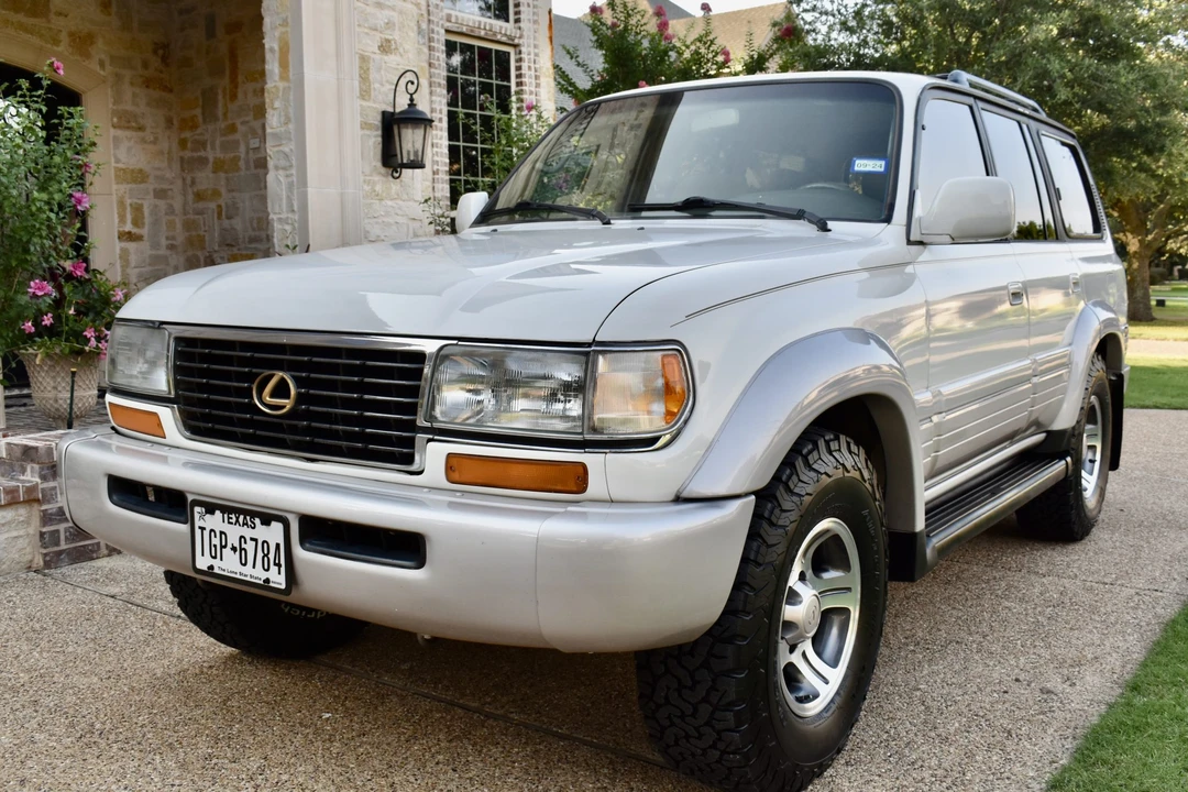 1997 Lexus LX 1st Gen - Image 2 of 31