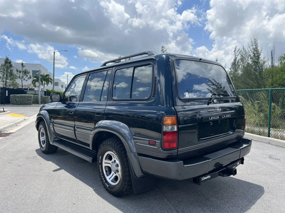 1997 Lexus LX 1st Gen - Image 10 of 31