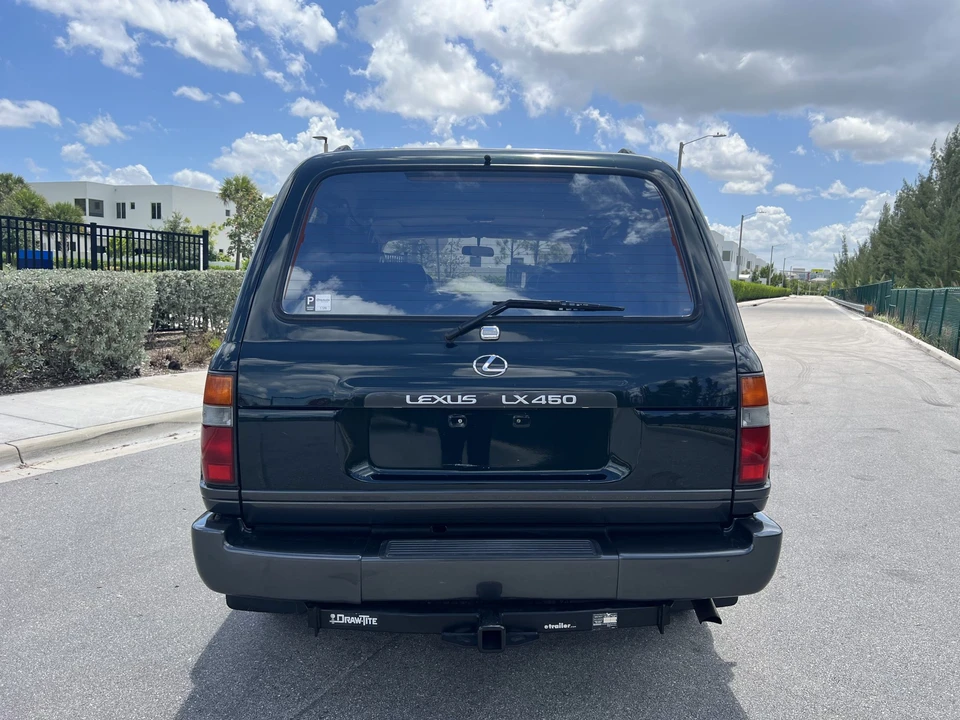 1997 Lexus LX 1st Gen - Image 9 of 31