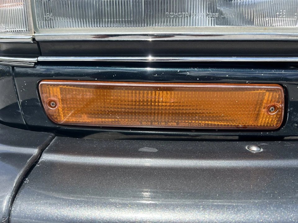 1997 Lexus LX 1st Gen - Image 25 of 31
