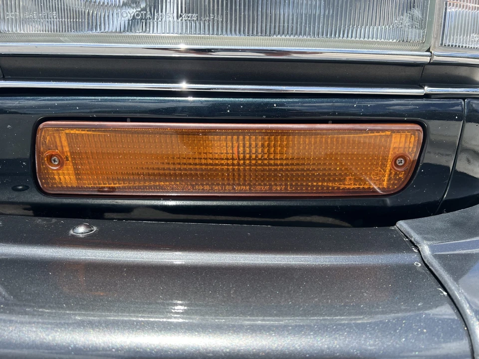 1997 Lexus LX 1st Gen - Image 26 of 31