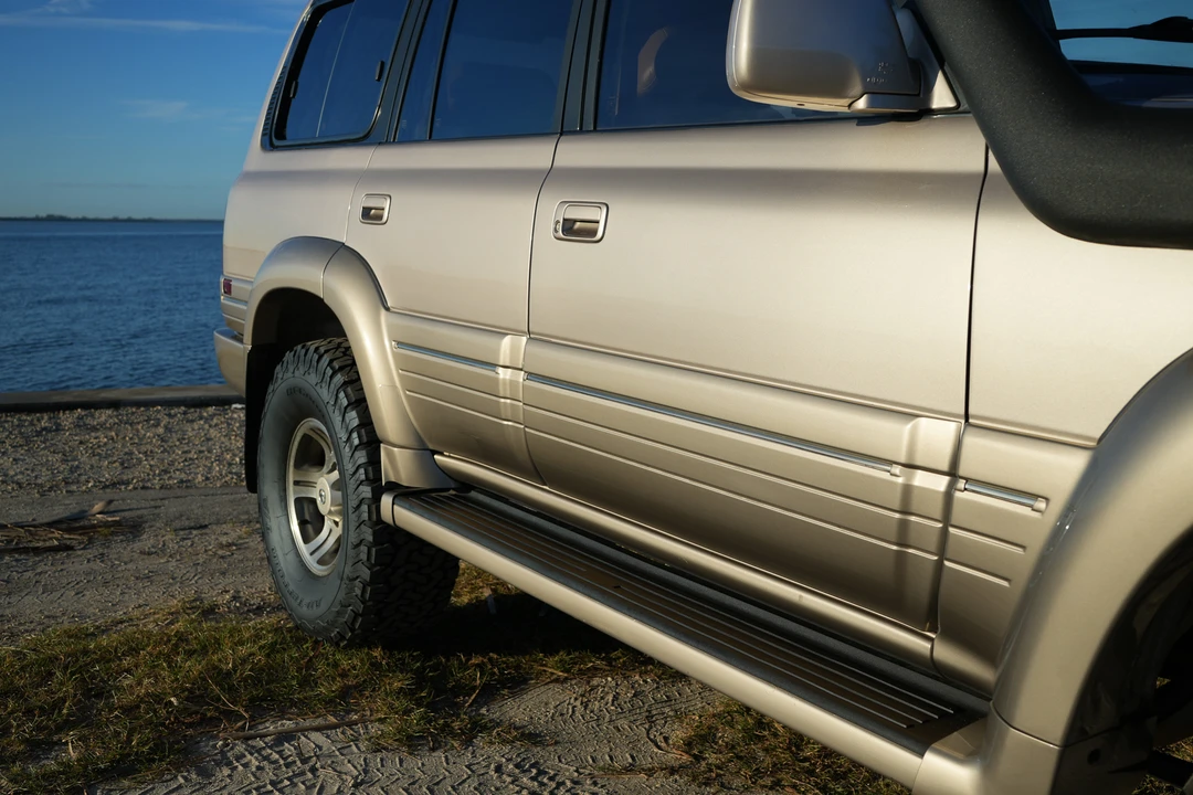 1997 Lexus LX 1st Gen - Image 30 of 31