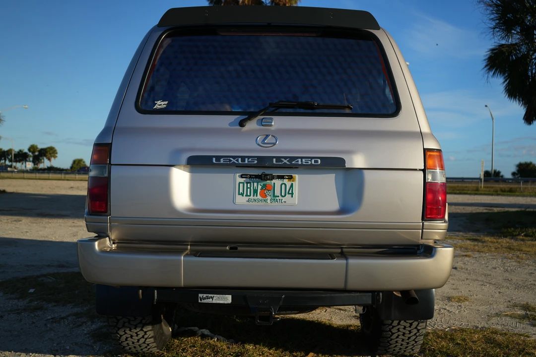 1997 Lexus LX 1st Gen - Image 10 of 31