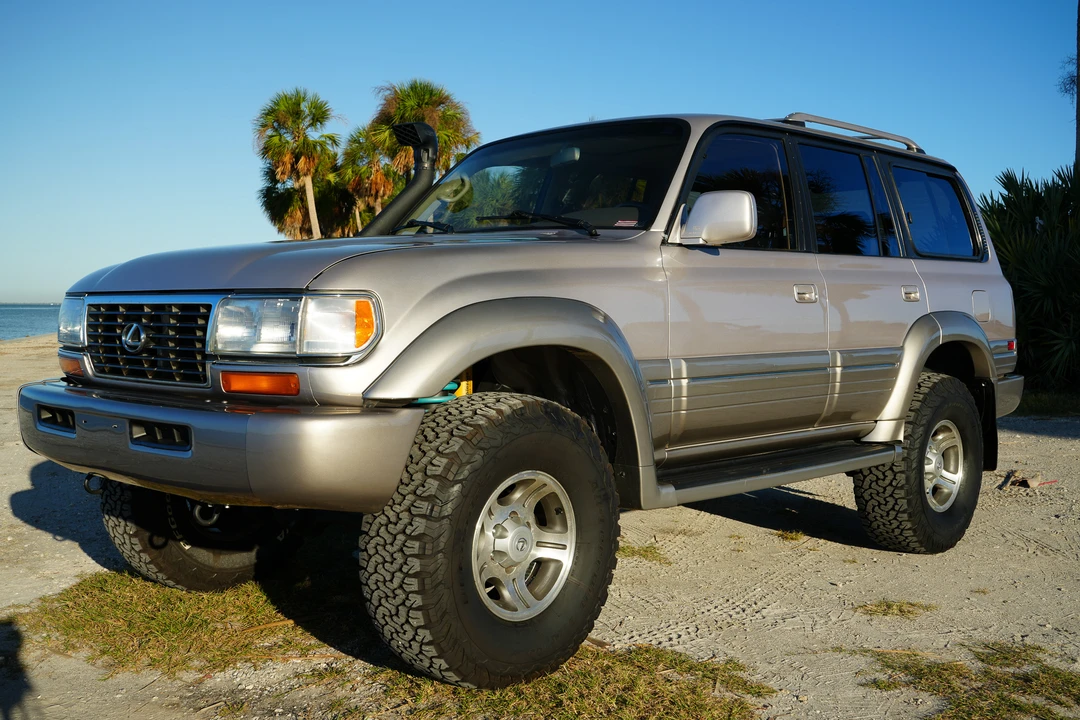 1997 Lexus LX 1st Gen - Image 2 of 31