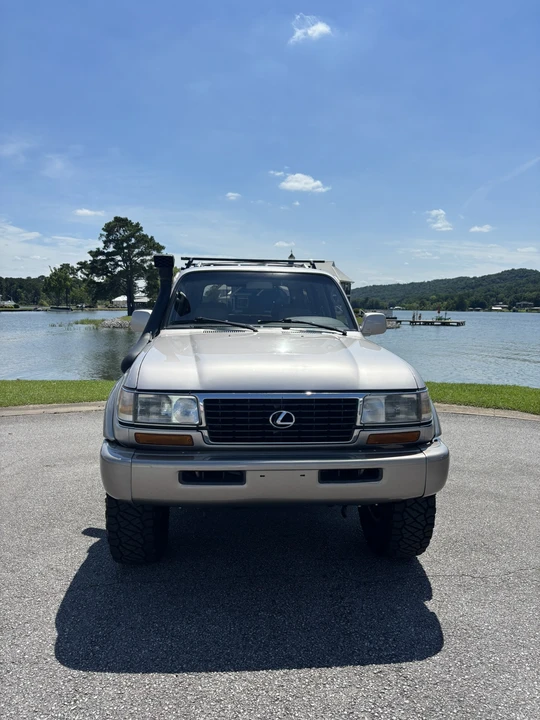 1997 Lexus LX 1st Gen - Image 7 of 31