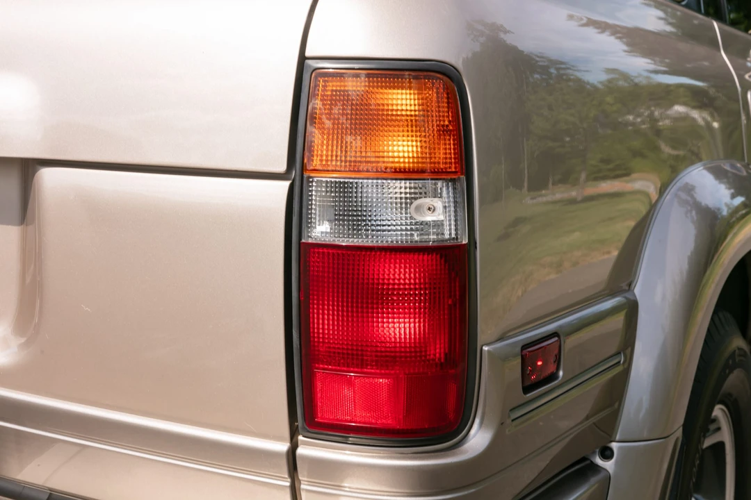 1997 Lexus LX 1st Gen - Image 18 of 31